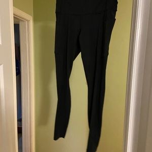 Athleta Ultimate Stash Tight LT